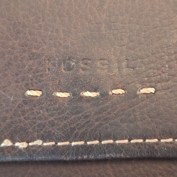 Fossil Leather Envelope Wallet Checkbook Clutch Trifold Billfold Carryall Brown - Picture 2 of 13